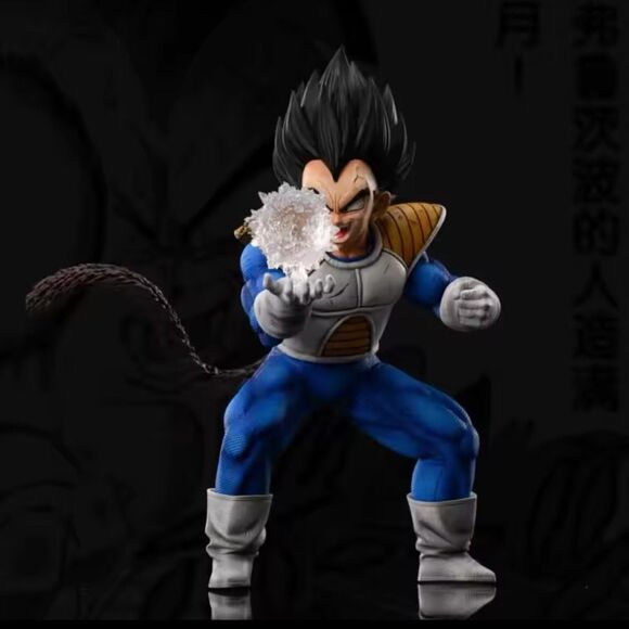 New Anime Dragon Ball Z Vegeta with Artificial Moon PVC Action Figure 17CM - Picture 2 of 4